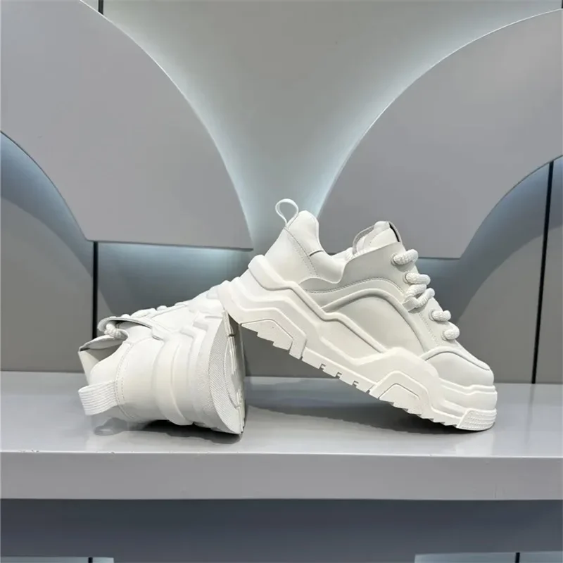 Designer Style Men Shoes White - đánh giá và giá Mens Fashion Trainers 2025